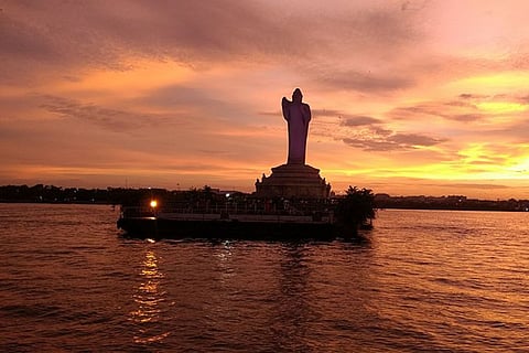 Hussain Sagar lake