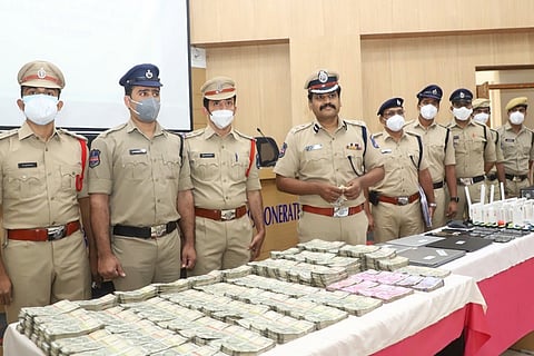 Cops bust credit card scam in Hyderabad