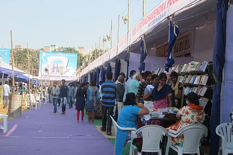 At the Hyderabad Book Fair rising footfalls but falling sales, thanks to demonetisation