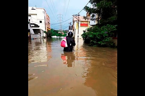 It's not over yet, Hyderabad: Rains will continue to pour on Friday, predicts Skymet
