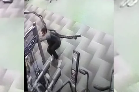 Vishal collapsing in a gym