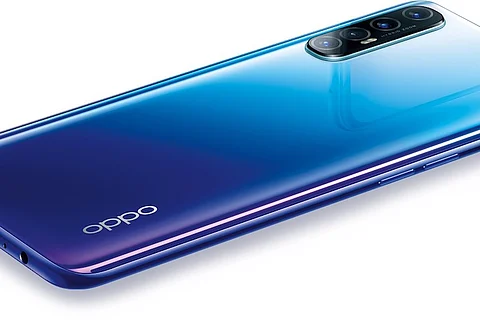 OPPO Reno 3 Pro review: Dual punch-hole selfie cam, refined form factor