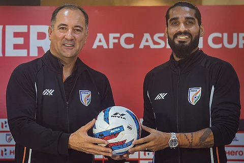 Indian football team coach Igor Stimac with player Sandesh Jhingan