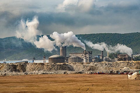 Polluted air and impact on GDP