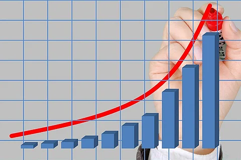Tips to cope with inflation and save money for eating out