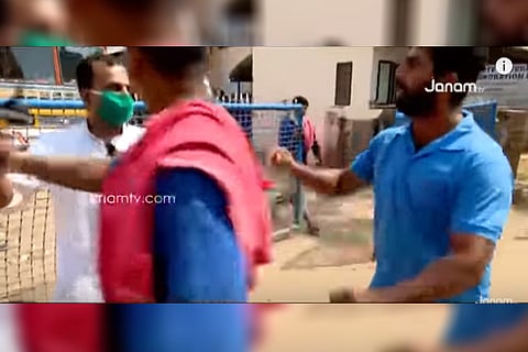 Video: Kerala mediapersons attacked while reporting in front of beverages depot