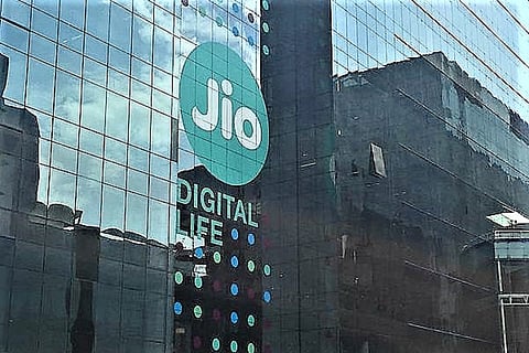 Delhi HC restrains Quikr, OLX from publishing ads with the name ‘Reliance’ and ‘Jio’