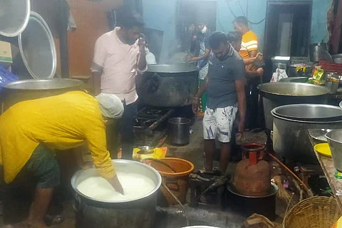 KSMF cooking food