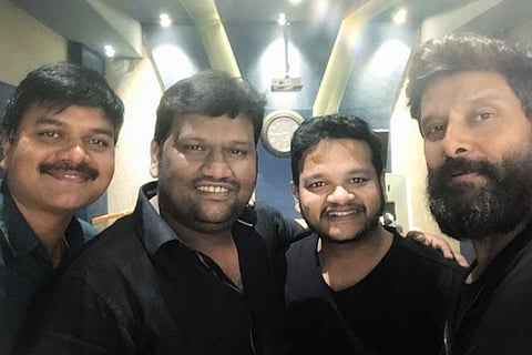 Vikram to sing in his upcoming film 'Kadaram Kondan'