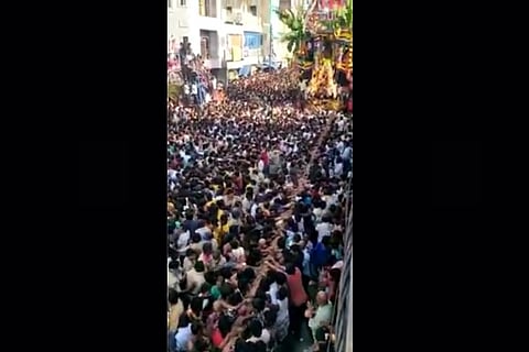 Despite COVID-19, thousands from K’taka and TN attend temple festival in Andhra