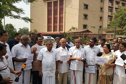 No rail coach factory in Palakkad, Kerala MPs protest at Rail Bhavan in Delhi