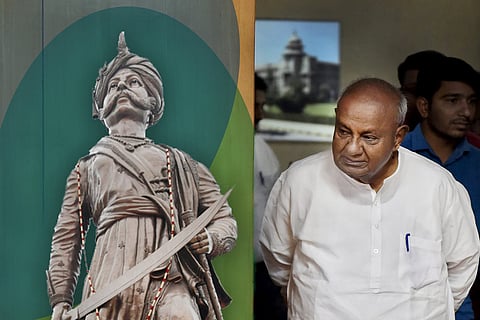 Collage of Kempegowda and Deve Gowda