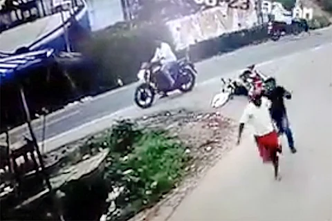 CPI (M) worker hacked by bike-borne assailants in Kerala, video shows narrow escape