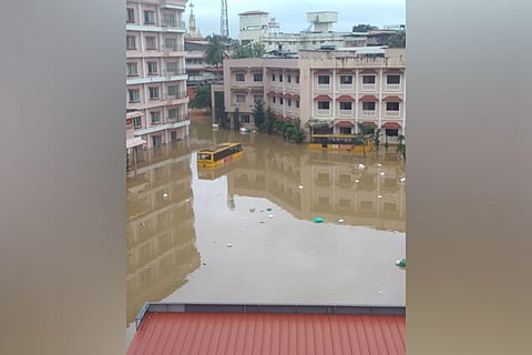 Pathanamthitta hospital runs out of water: Patients, staff yet to be evacuated