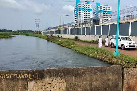 Did Kochi Metro yard construction on paddy fields cause surrounding homes to flood?