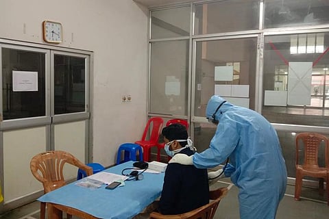 Patient undergoing health check-up