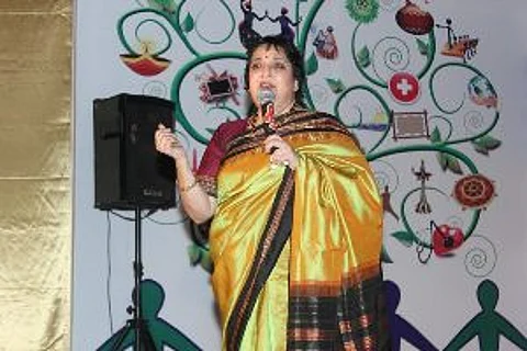 More trouble for Rajinikanth family as EXIM bank issues Rs. 22 crore notice to Latha Rajinikanth