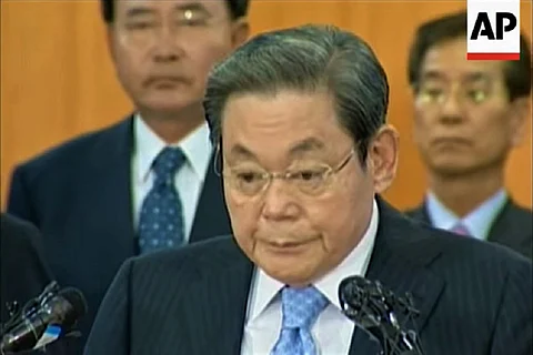 A screengrab of Lee Kun-hee from a press conference