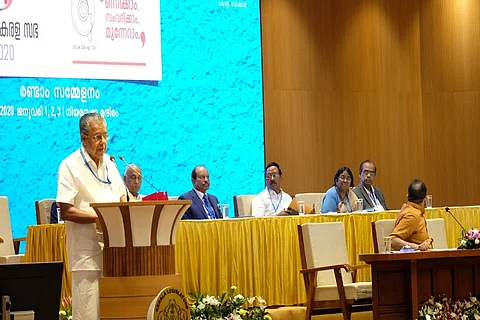 Loka Kerala Sabha: Pinarayi tweets Rahul's letter, Congress accuses him of stirring trouble