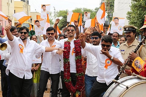 'MLA' review: 'Bigg Boss' Kannada Pratham's political thriller is a sexist mess