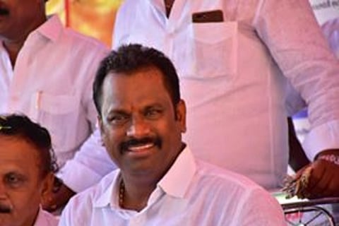 YSRCP MLA caught ferrying 38 people across K’taka-Andhra border without permit