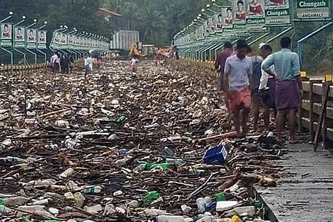 As flood waters recede, Kerala now faces daunting task of waste disposal
