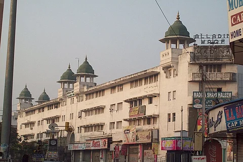 Why Telangana State Wakf Board is unable to collect rent at Hyd’s Madina market