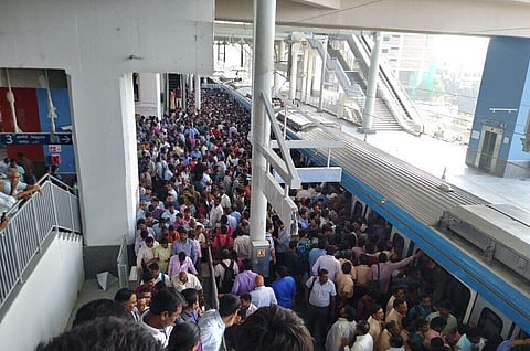 Over 1 lakh people take the ride on day one of Hyderabad Metro Rail