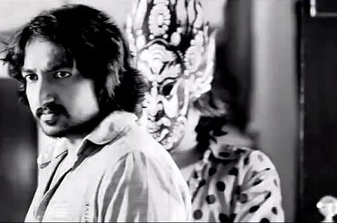 ‘Mojo’ review: A thriller with an interesting premise that gets stuck in its own knots