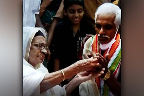 Kerala mother and son reunite after 45 years