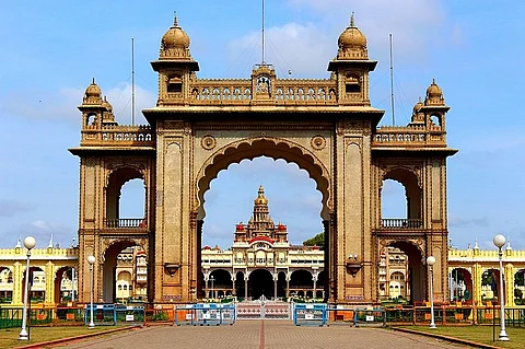 Dasara celebrations in Mysore Palace cancelled after erstwhile royal family member dies