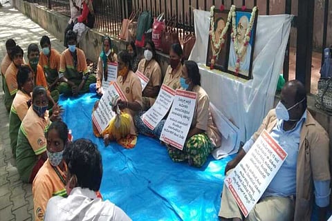 Protestors outside NIMHANS