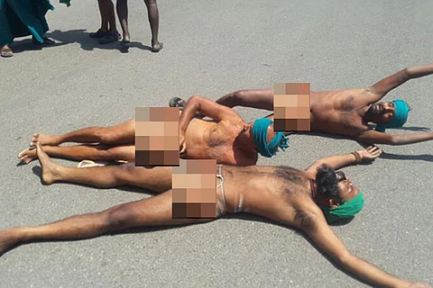 Tamil Nadu farmers run naked near PM’s office, ask why Modi refused to meet them