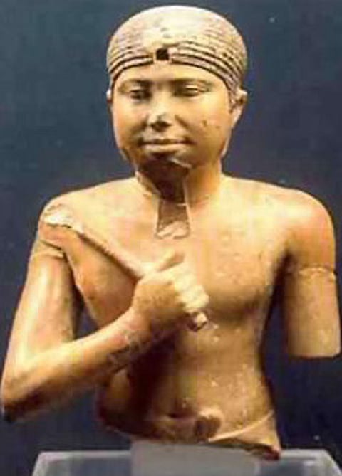 Unknown Egyptian queen's tomb discovered