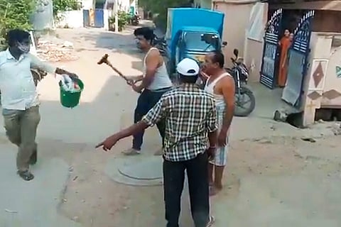 Attack on sanitation worker in Nizamabad