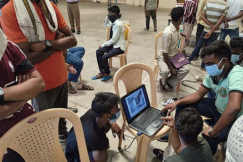 People trying to identify deceased persons