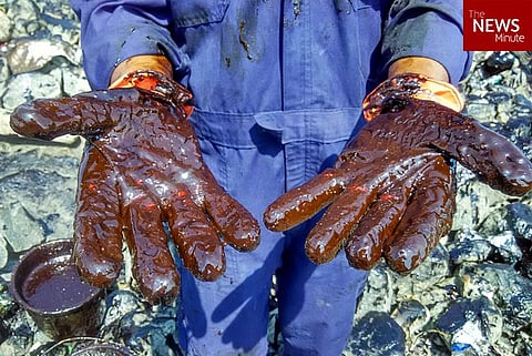 Dear Chennai, the oil spill from Ennore even reached Marina lighthouse