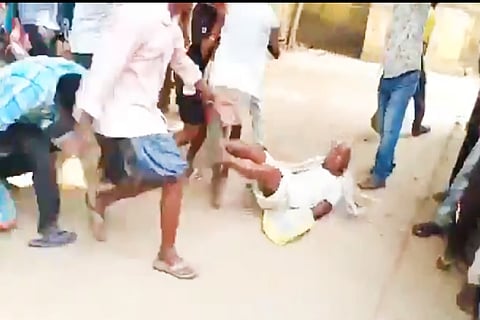 Video: Stampede-like situation in Andhra to buy subsidised onions as prices skyrocket