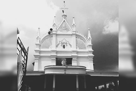 Tombs at Nechoor church cemetery in Ernakulam vandalised, police begin probe