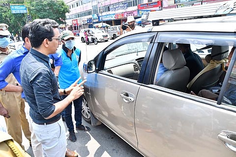 Kerala Police registers 402 cases on the first day of state COVID-19 lockdown