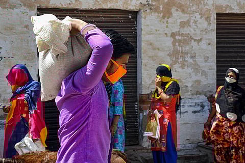 How the Karnataka government is handling food distribution during the lockdown