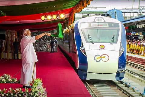 PM Modi flagging off Vande Bharat train