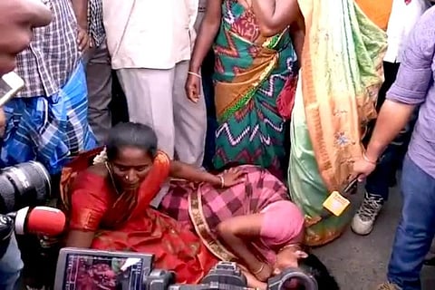 Pembilai Orumai calls off protest against MM Mani, still seeks his resignation