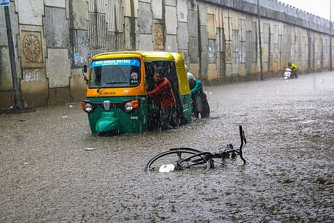 IMD forecasts heavy rain across Tamil Nadu for next two days