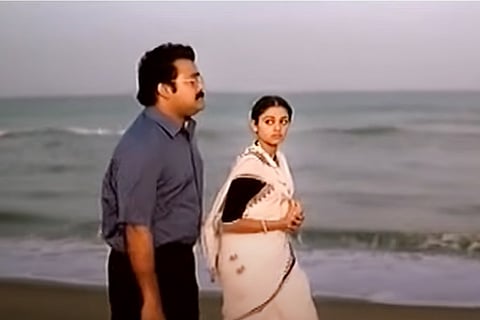 Mohanlal and Shobana in Pakshe