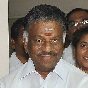 Tamil Nadu CM Panneerselvan writes to PM Modi on fishermen lodged in Sri Lankan jails