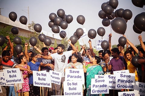 'Save Parade Ground' campaign continues in Hyderabad, protesters release black balloons