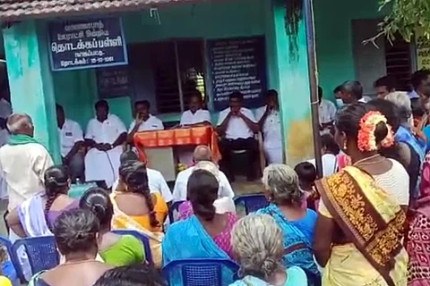 Parandur residents met DMK MLAs and MP