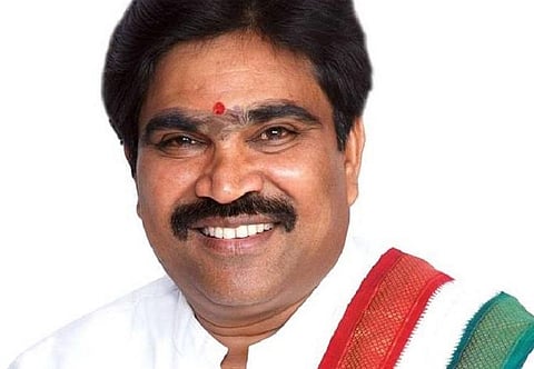 Video of K'taka Forest Minister ‘forgetting’ Sir M Visvesvaraya’s name goes viral