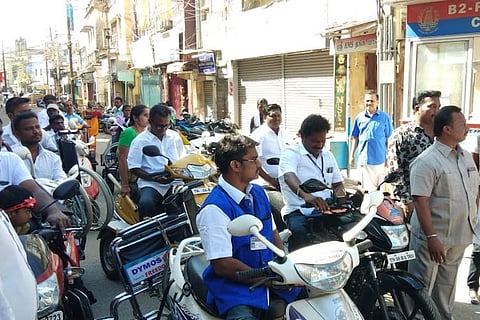In a first, over 100 persons with disabilities enter Meenakshi temple, offer prayers